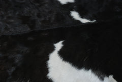 Genuine Black & White Animal Goat Skin Rug for Modern Home Décor