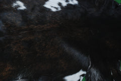 Luxurious Black & White Goat Skin Rug - Handmade, Soft & Hypoallergenic - Eco-friendly, Non-shedding, Unique Art Piece for Home Décor