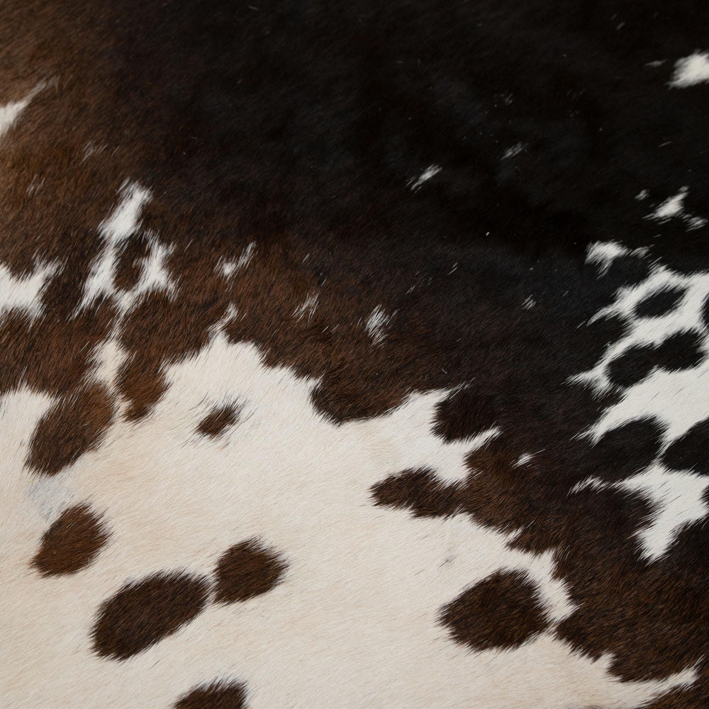 Luxurious Brown and White Cowhide Rug for Elegant Home Decor - Hypoallergenic & Non-Slip with Radiant Natural Sheen - Free UK Shipping! - Celestial Leather Limited