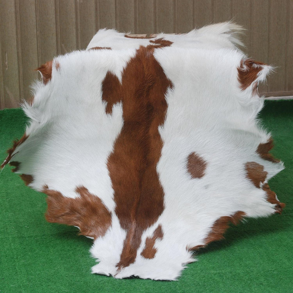 Original Goatskin Hide Brown, Goat Skin Rug, Goatskin Pelt, Home Decor Animal Skin Rug, Bedroom Aesthetic Area Rug, Brown and White Goat Hide Rug, Goat Skin Rug, Animal Skin Rug, Real Hair on Hide, Goal Pelt Rug, Home Decor Rug, Living Room Area Rug, Wall Hanging Rug, Aesthetic Rug, Leather Rug, Decorative Rug, Brown Goatskin Rug, GoatHide Brown White