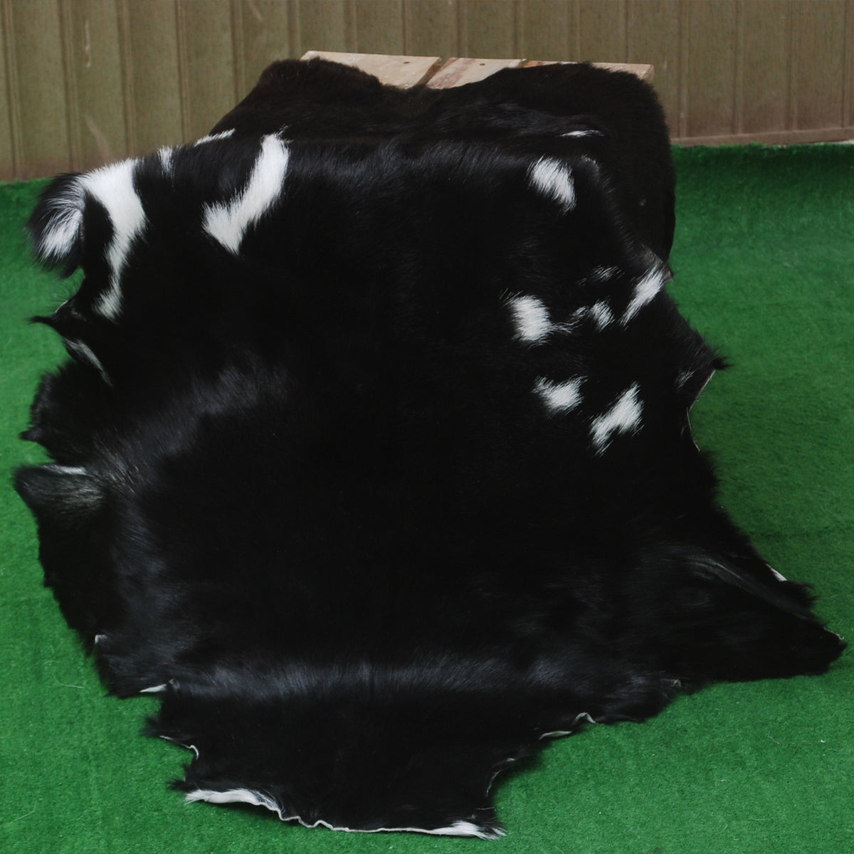 Authentic Hair-On Goat Skin Rug - Black and White Pattern for Luxe Décor