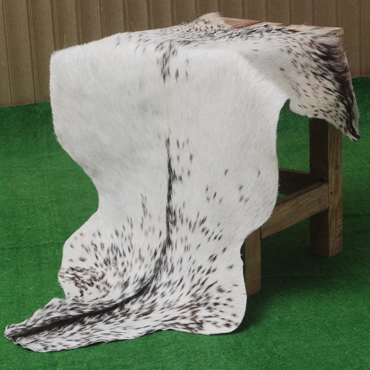 Stylish Black and White Goat Hide Rug - Unique Natural Pattern for Modern Homes