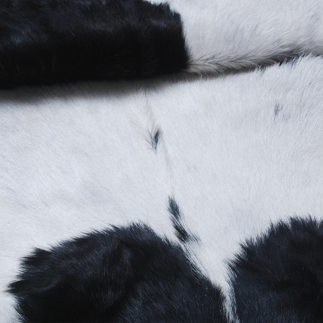 Hair-On Goat Skin Rug - Black and White Design for Unique Living Spaces