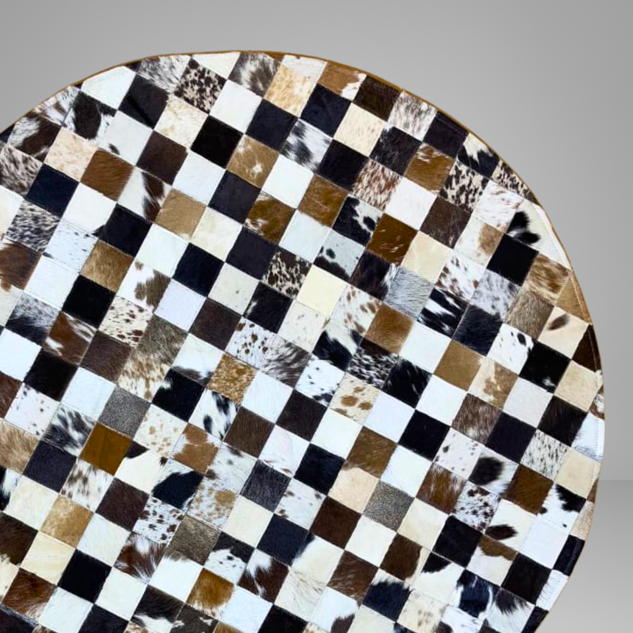 Luxurious Handmade Round Cowhide Patchwork Rug – Genuine Hair-On Hide Micro-Square Leather Floor Rug (9 sq ft)