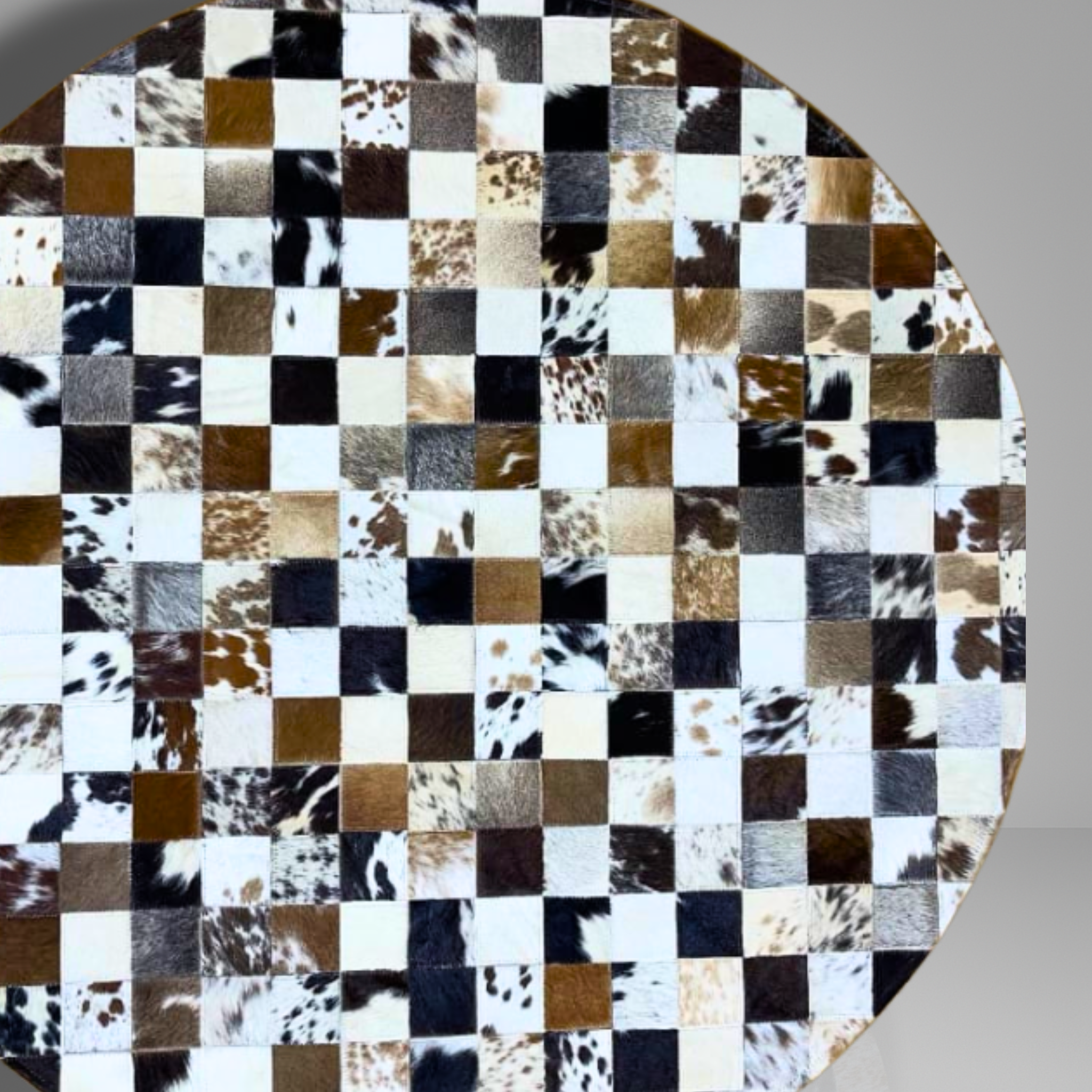 Luxurious Handmade Round Cowhide Patchwork Rug – Genuine Hair-On Hide Micro-Square Leather Floor Rug (9 sq ft)