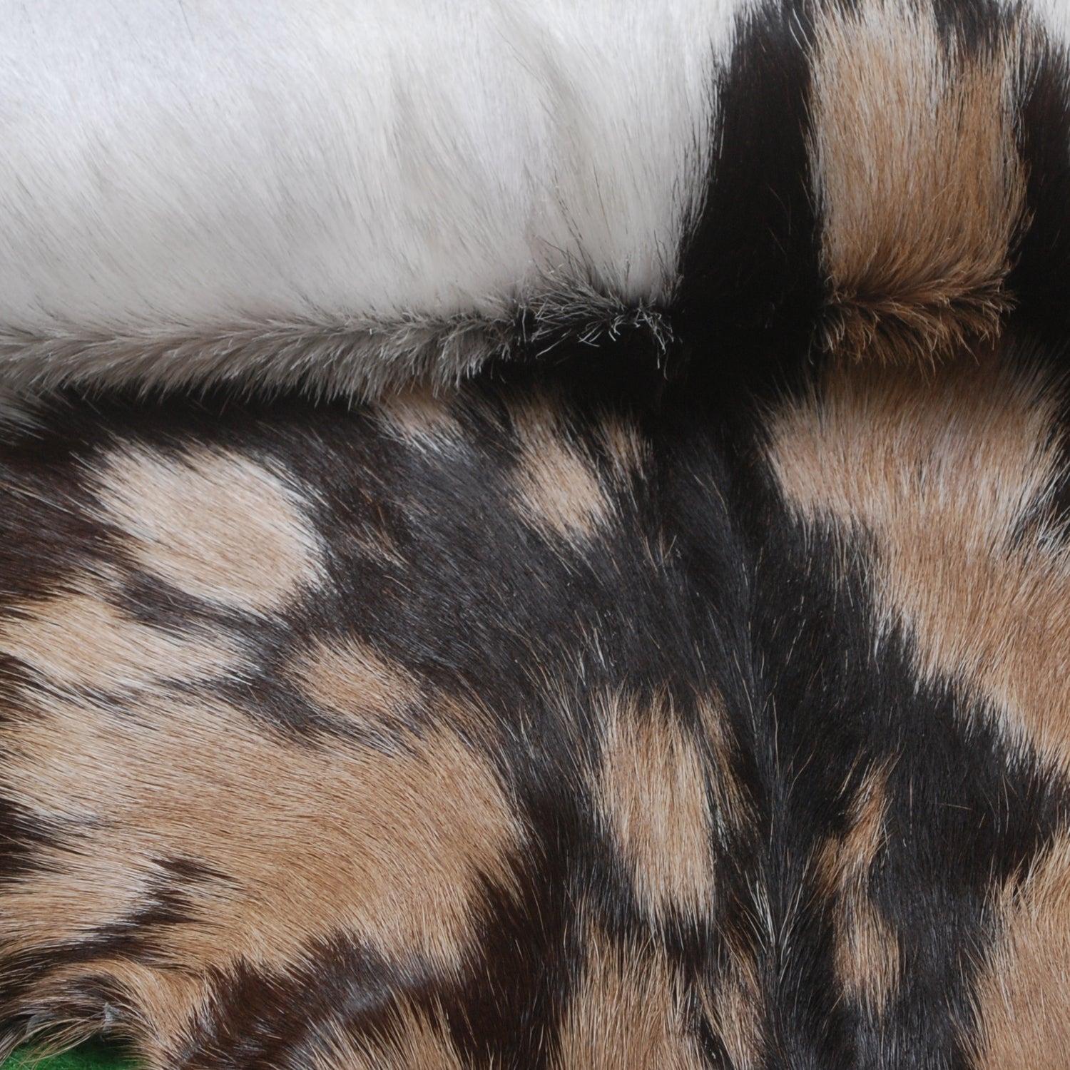 Luxurious Multicolour Goat Skin Rug - Handmade, Soft & Hypoallergenic Floor Rug - Unique Eco-Friendly Home Decor