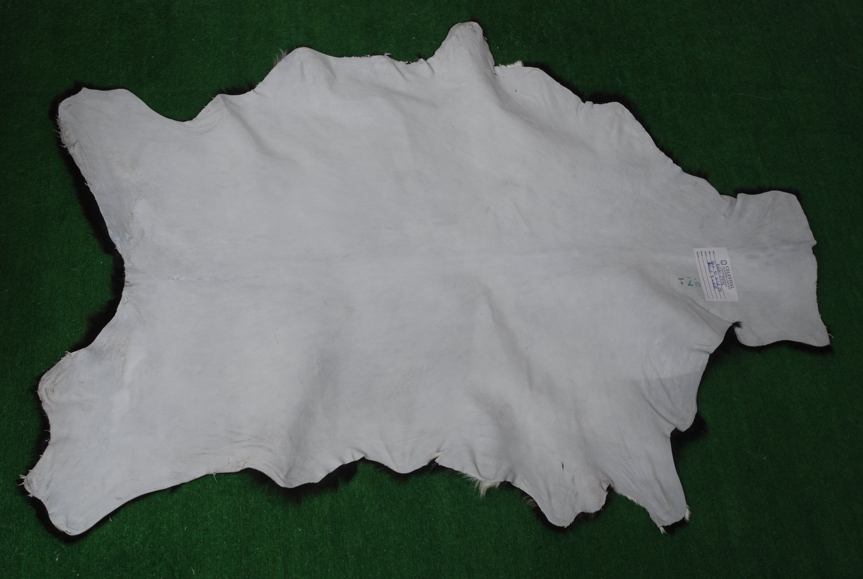 Genuine Black & White Animal Goat Skin Rug for Modern Home Décor