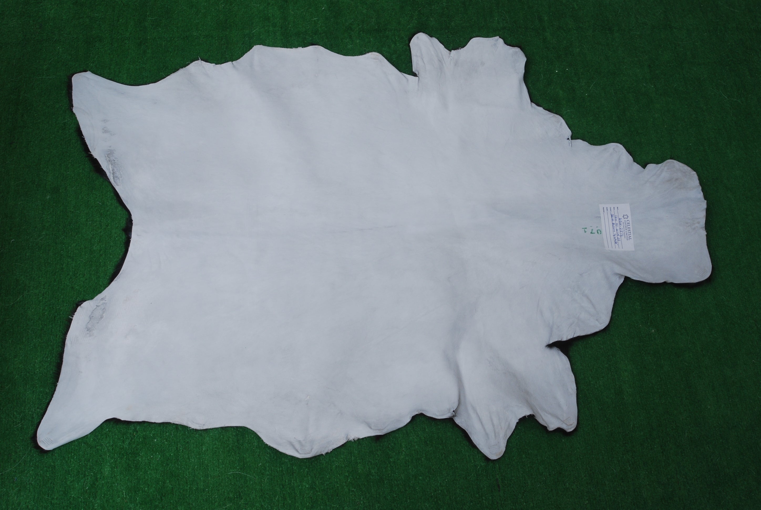 Luxurious Black & White Goat Skin Rug - Handmade, Soft & Hypoallergenic - Eco-friendly, Non-shedding, Unique Art Piece for Home Décor