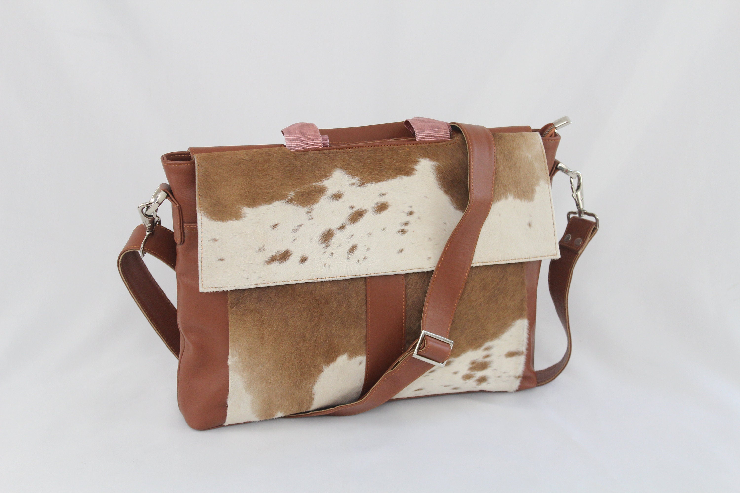 Stylish Cowhide Hair On Laptop Bag Messenger Bag with Unique Animal Print & Sustainable Materials - DSC-0756