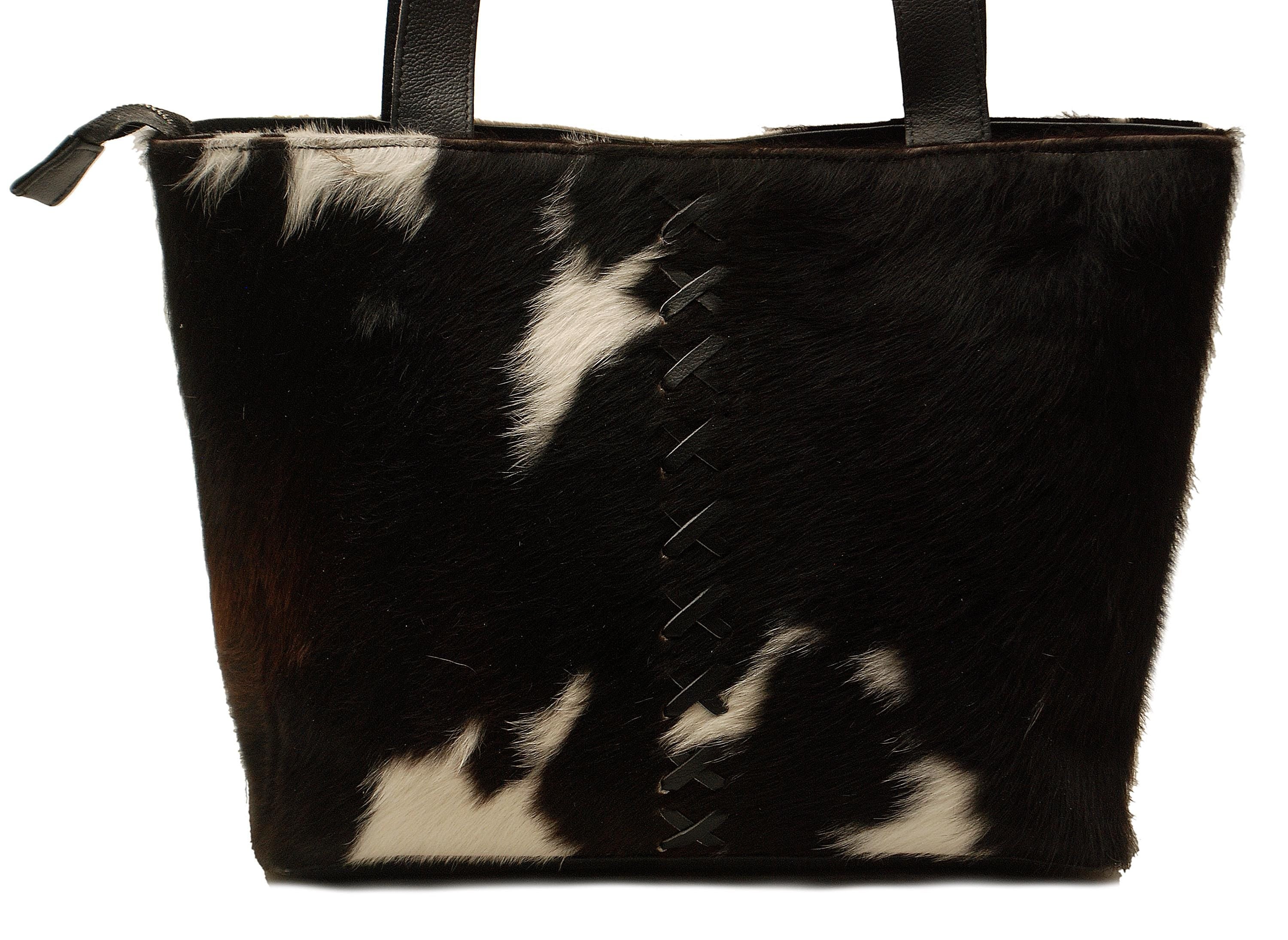 Stylish Black And White Cowhide Shoulder Bag with Zipped Pocket - Handcrafted Leather Purse for Women's Daily Use