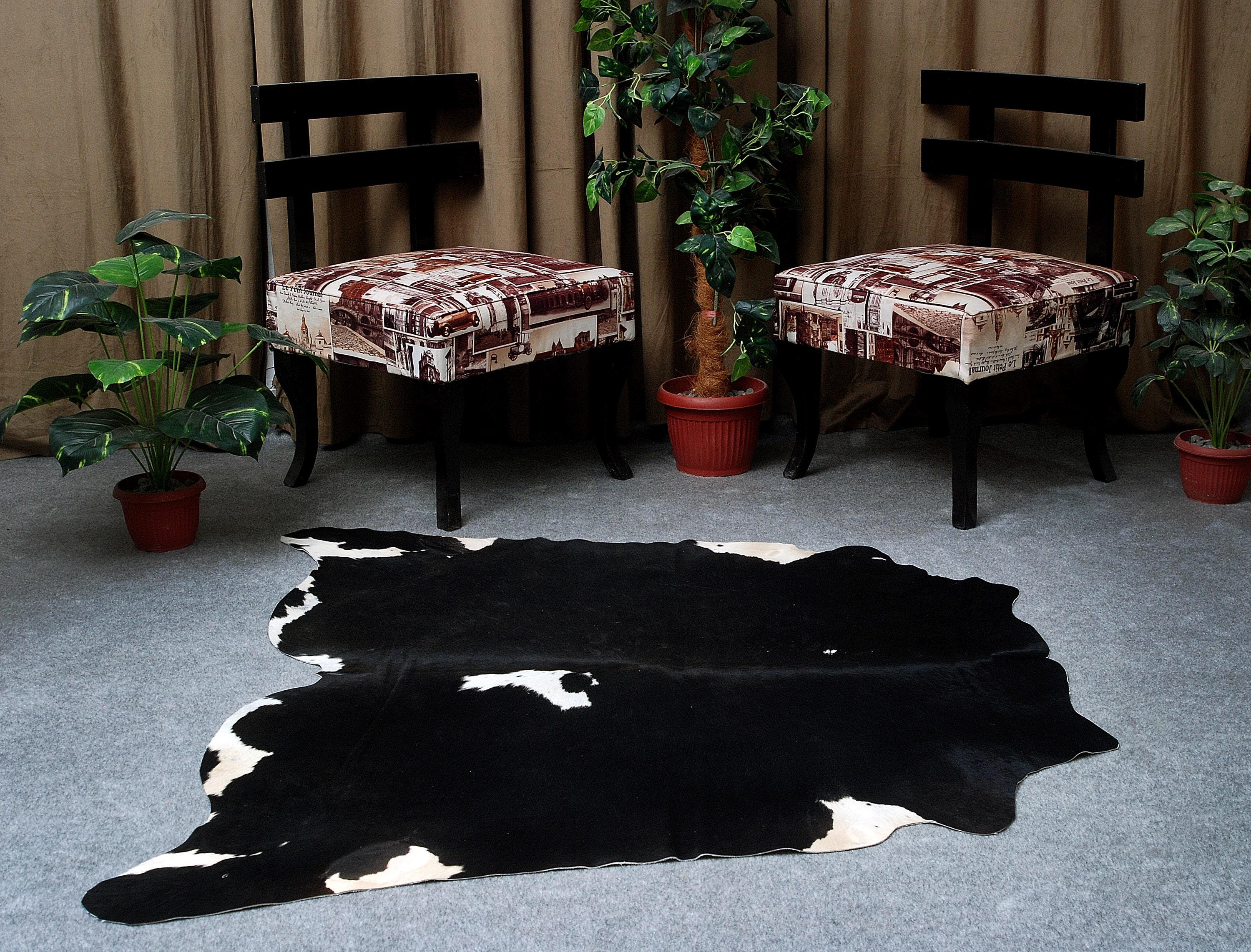 Luxurious Black & White Cowhide Rug for Bedroom - Living Room - Hypoallergenic, Non-Slip, Unique Natural Beauty - Free Shipping in UK!