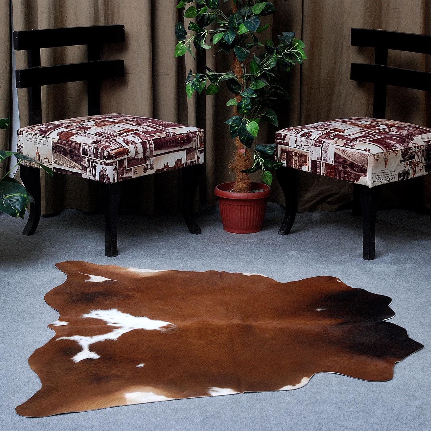 Luxury Handcrafted Brown and White Cowhide Rug - Hypoallergenic, Non-Slip, Unique Beauty - Perfect for Living Room or Bedroom