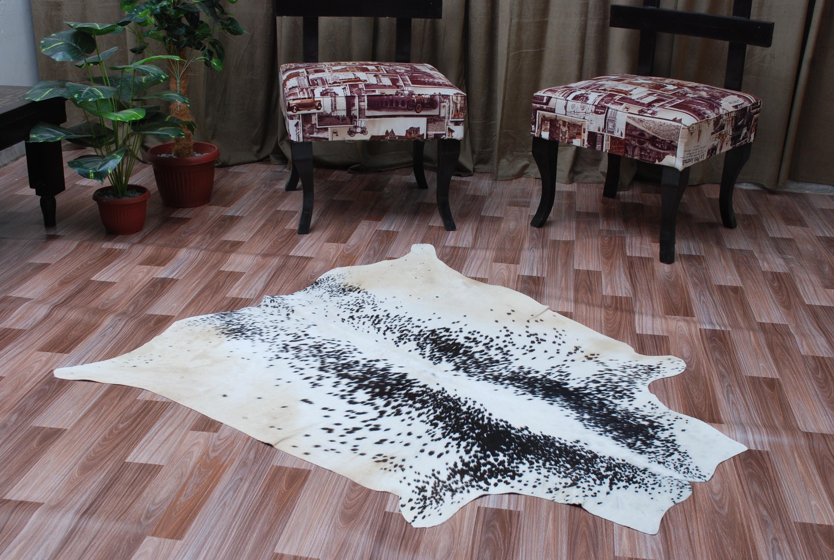 Luxury Medium Black White Cowhide Rugs Cow Hide Carpet For Bedroom/living room