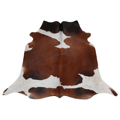 Luxurious Red and White Cowhide Rug for Elegant Home Décor - Handcrafted, Hypoallergenic, and Unique Beauty