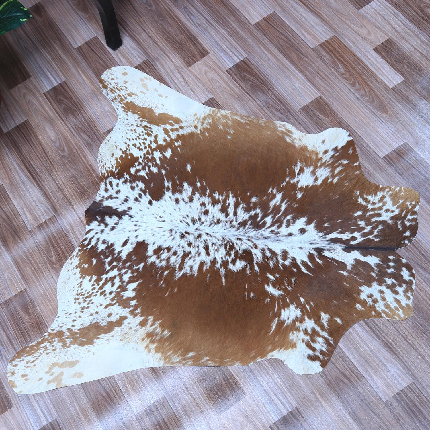 Luxury Brown White Cowhide Rug | Hypoallergenic Non Slippery | Handcrafted Natural Hide | Unique & Versatile Area Rug | Free UK Shipping