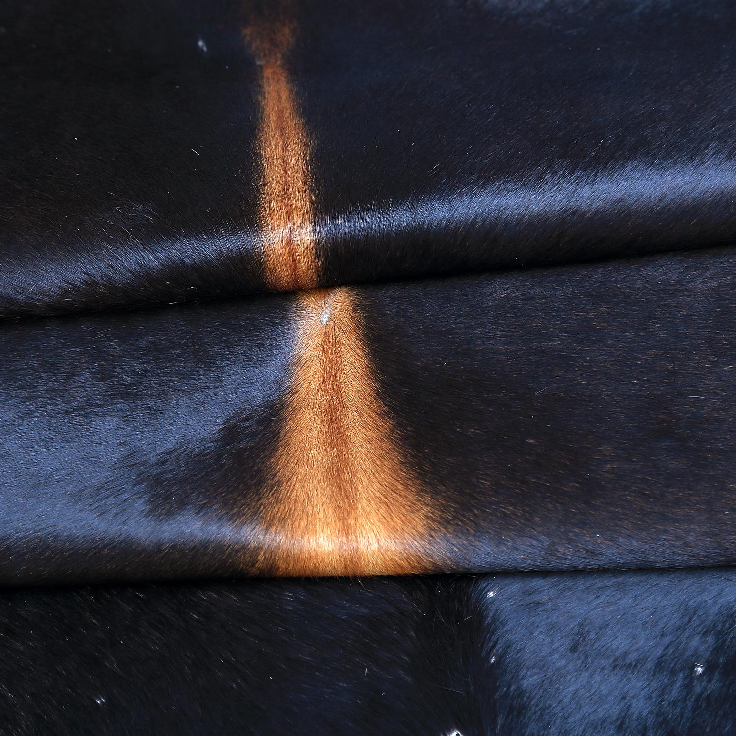 Luxury Brown & White Cowhide Rug for Elegant Home Decor - Hypoallergenic, Non-slip Backing, Non-shedding - Large Area Rug with Natural Shine