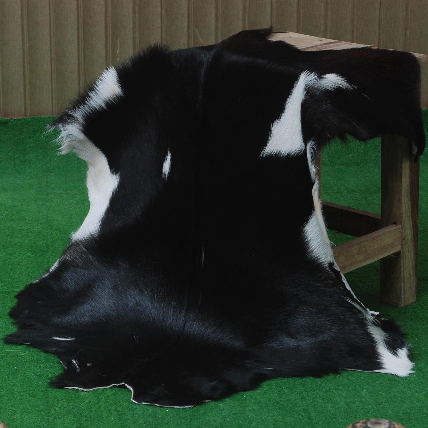 Original Goatskin Hide Brown,  Goat Skin Rug, Goatskin Pelt,  Home Decor Animal Skin Rug,  Bedroom Aesthetic Area Rug,  Brown and White Goat Hide Rug, Goat Skin Rug,  Animal Skin Rug, Real Hair on Hide,  Goal Pelt Rug, Home Decor Rug,  Living Room Area Rug,  Wall Hanging Rug,  Aesthetic Rug,  Leather Rug,  Decorative Rug,  Brown Goatskin Rug,  GoatHide Brown White