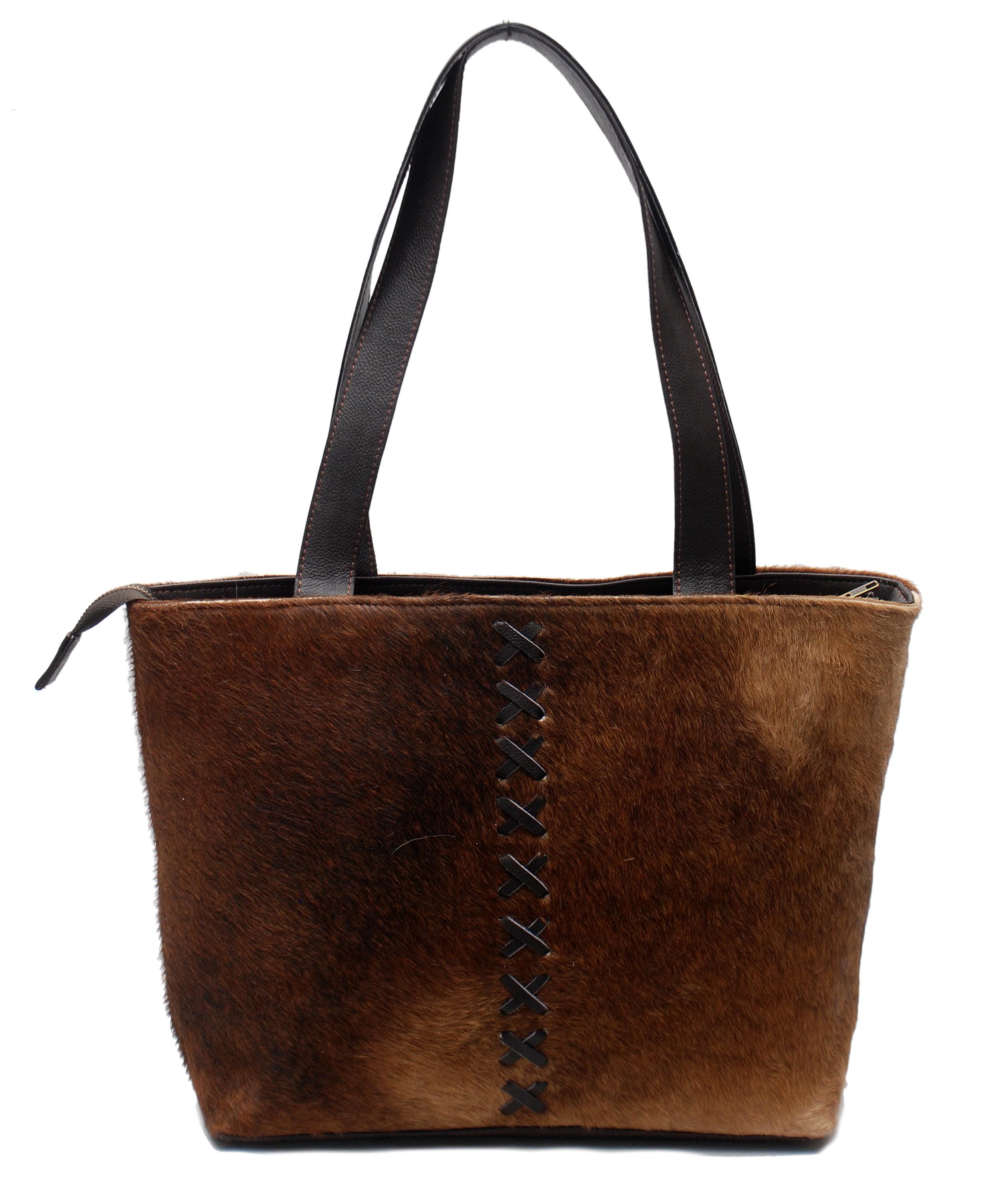 Stylish Brown and White Cowhide Shoulder Bag - Handmade Leather Tote with Zipped Closure, Fashionable and Versatile Daily Handbag