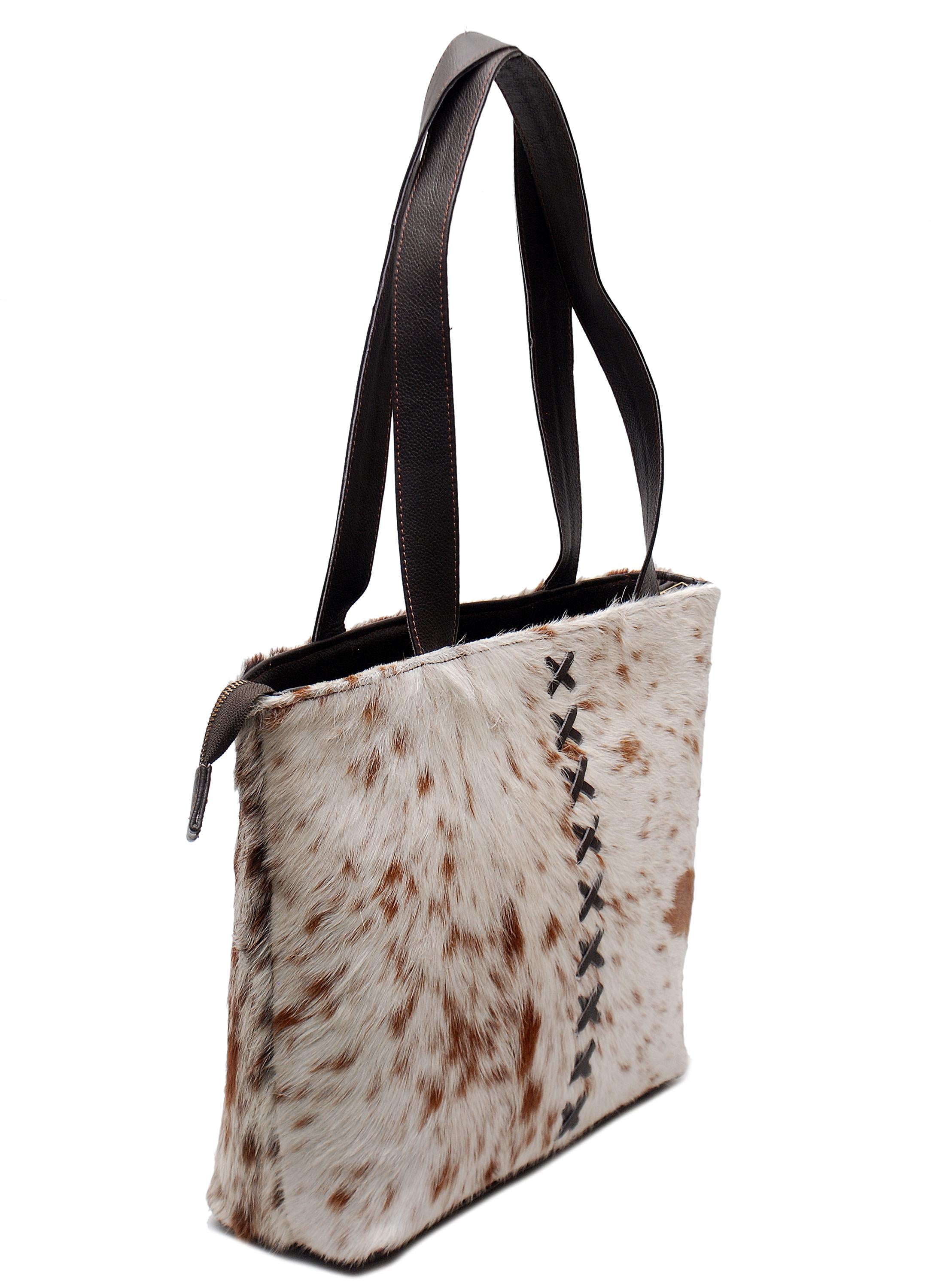 Sophisticated and Stylish White Cowhide Shoulder Bag - Handmade Hair-On Leather Purse for Women's Daily Use