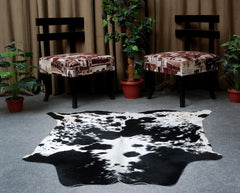 Luxurious Genuine Black & White Cowhide Rug with Unique Natural Beauty for Stylish Décor in Bedroom and Living Room