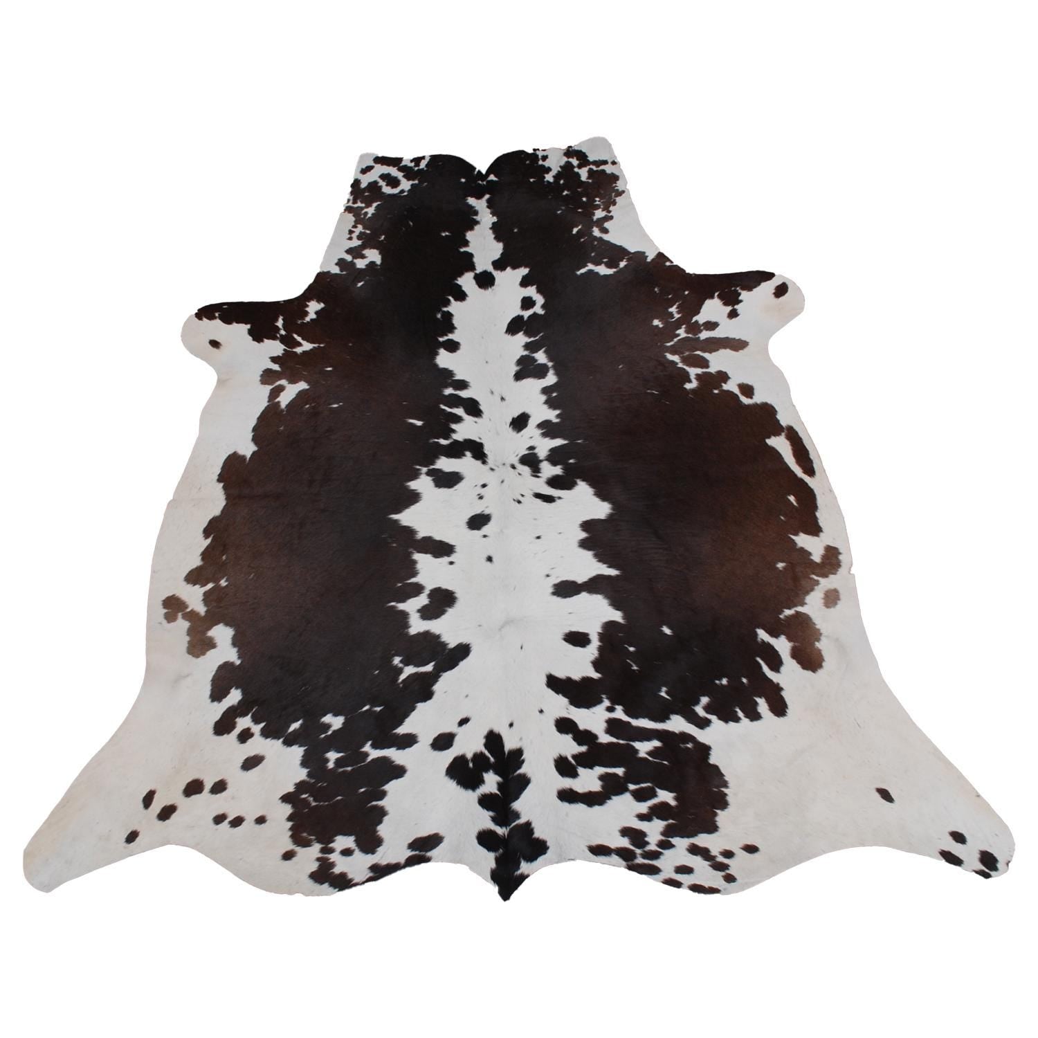 Luxurious Medium Brown & White Cowhide Rug - Hypoallergenic, Non-Shedding, Handcrafted Natural Beauty, Durable - Versatile