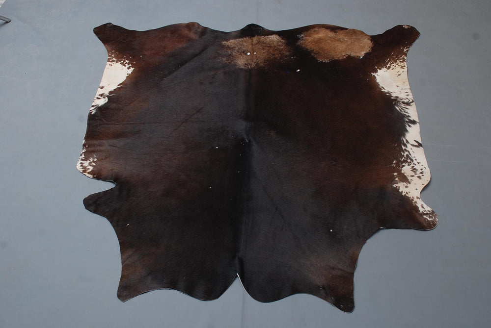 Luxurious Large Brown and White Cowhide Rug - Hypoallergenic, Non-Slip, Non-Shedding - Free Shipping Across UK - Soft, Natural Hair Rug - Celestial Leather Limited