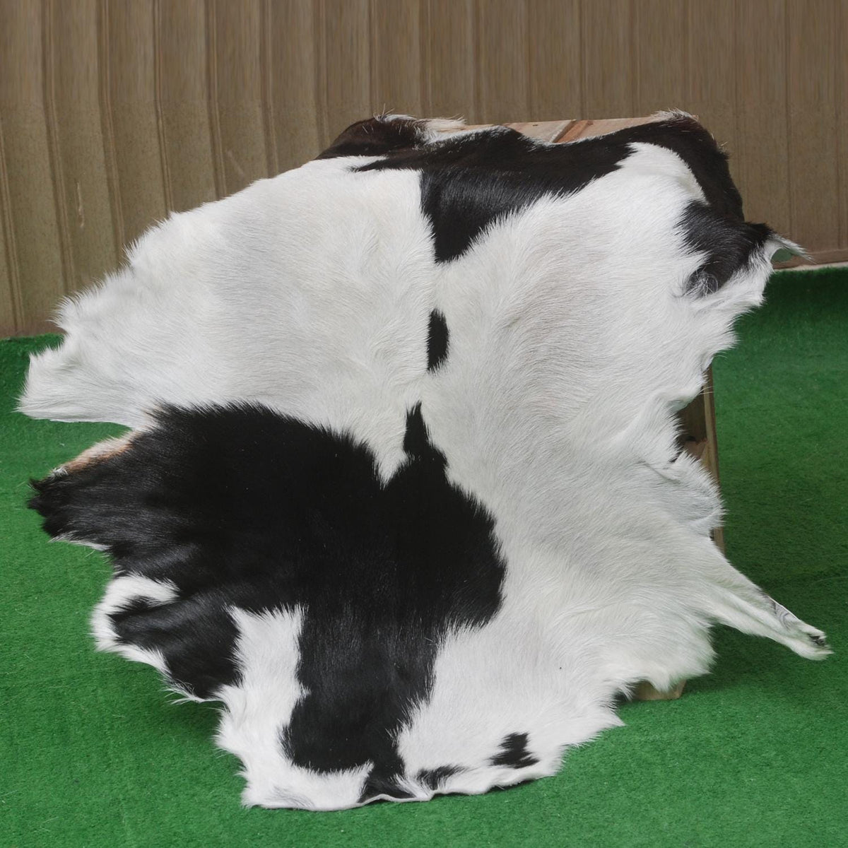 Luxurious Genuine Black & White Goat Skin Rug | Modern Home Decor | Hypoallergenic - Non-Shedding | Sustainable - Eco-Friendly