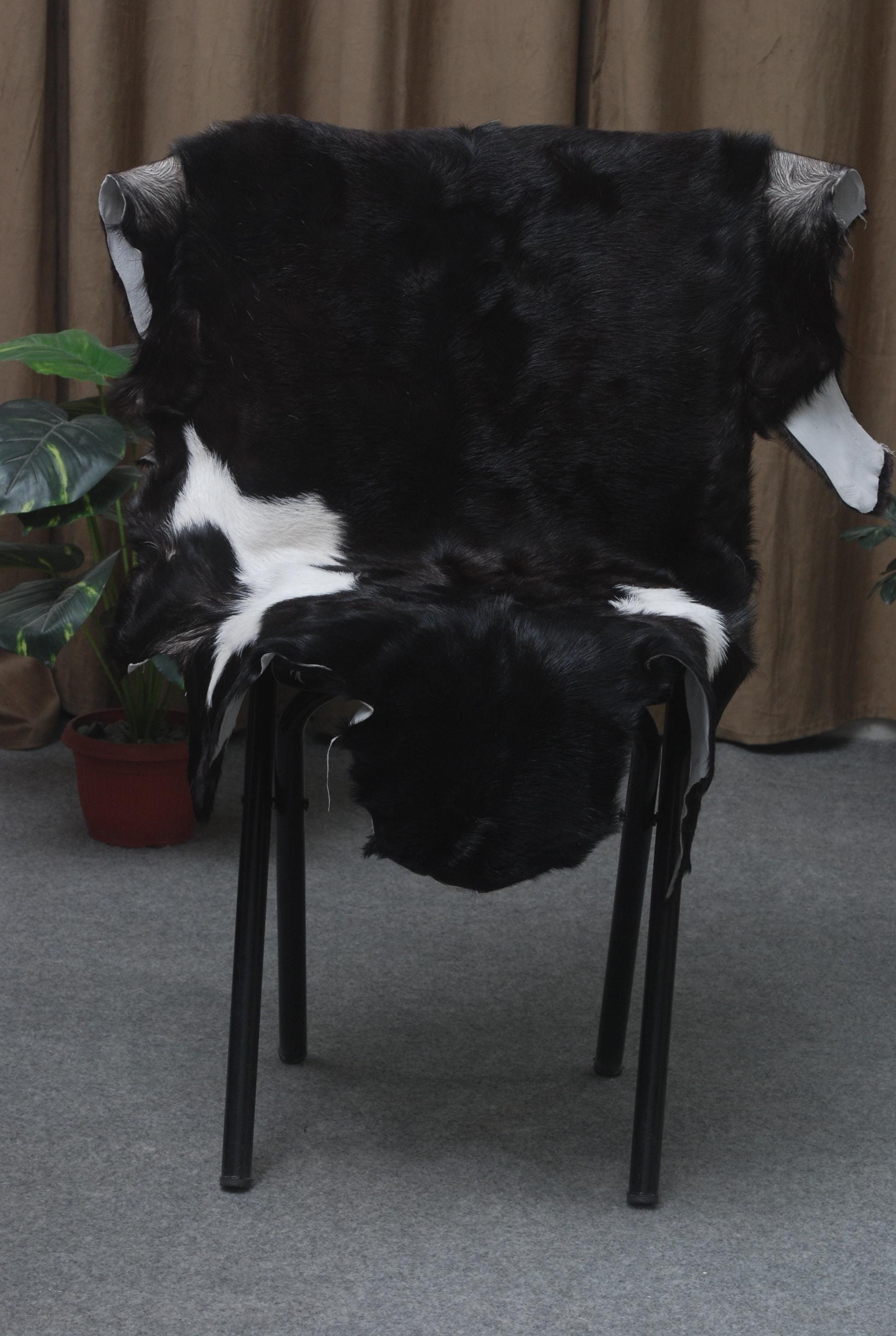 Statement-Making Black & White Goat Hide Rug - Premium Hair-On Goatskin - Modern Sophistication - Natural, Kid - Pet-Friendly