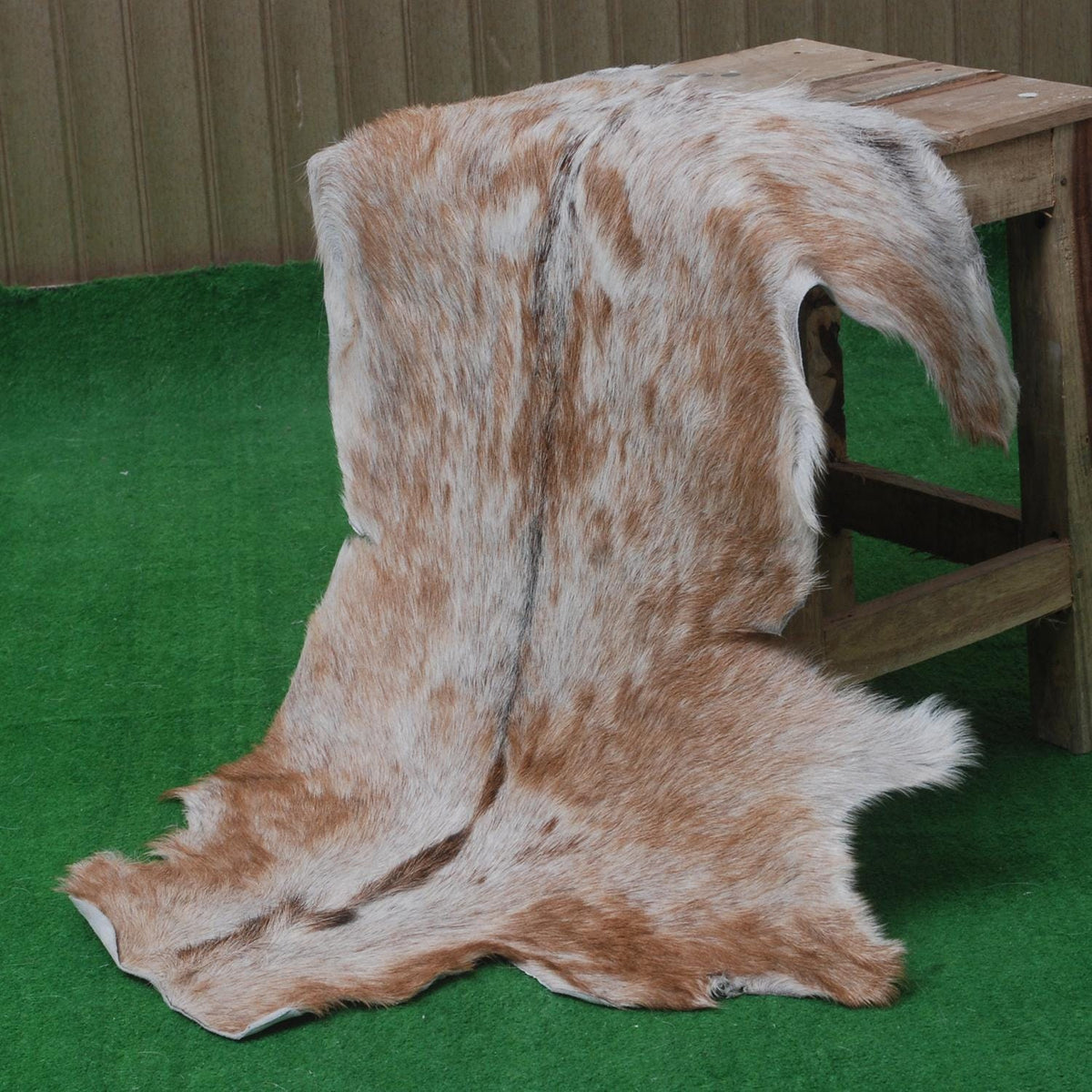 Luxury Brown and White Goat hide Rug - Premium Handcrafted Hair-on Leather Rug - Natural, Eco-Friendly, Hypoallergenic - Unique Patterns